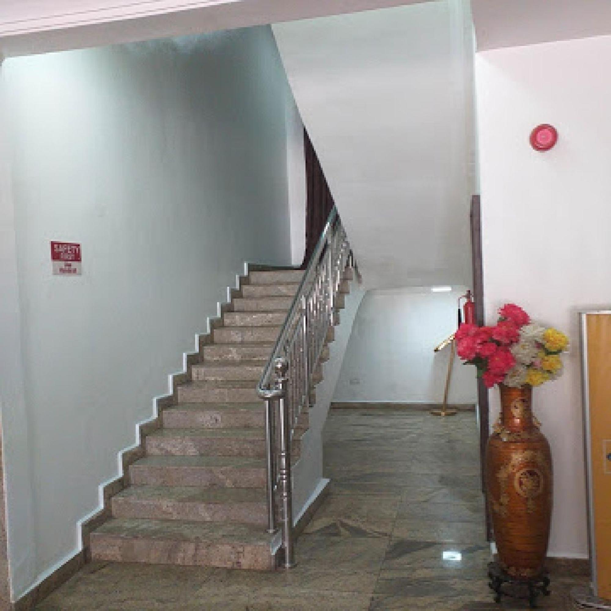 Room In Bb - Immaculate Royal International Hotel Owerri Esterno foto